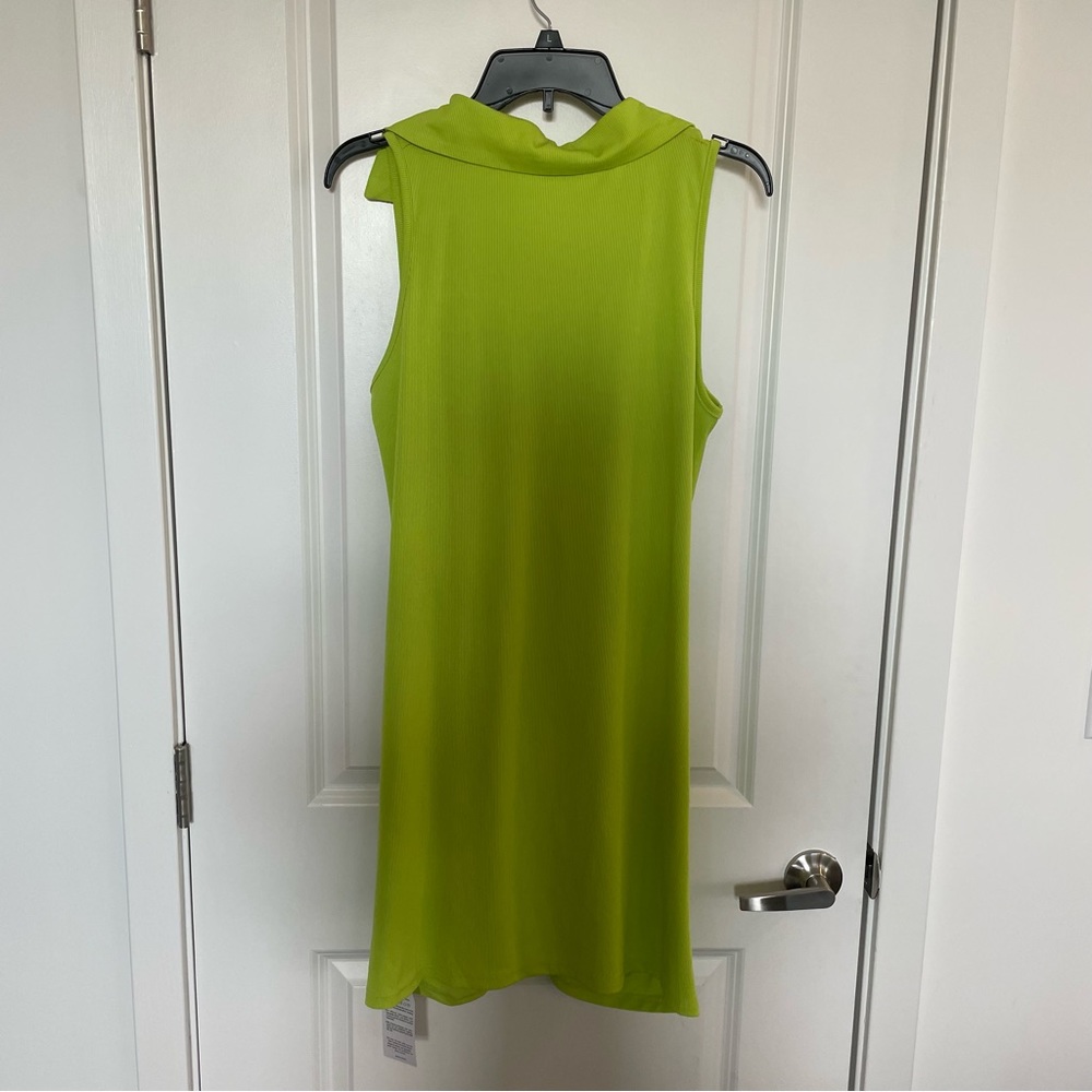 Lime Green Collared Sleeveless Button Down Dress - Picture 2 of 2